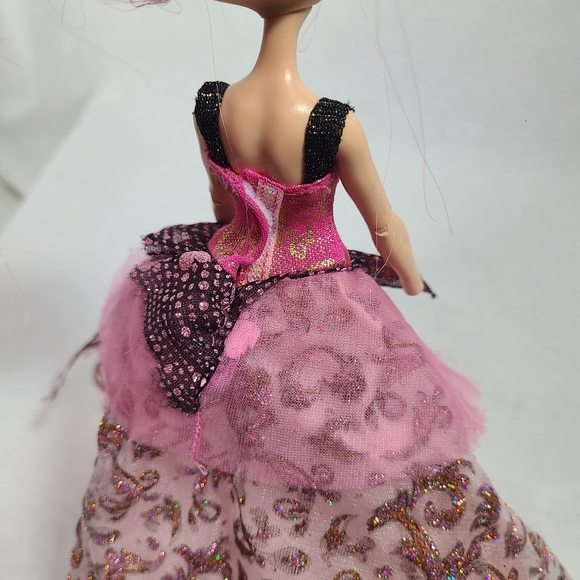 Ever After High Doll Thronecoming CA Cupid Doll- TLC Missing Hands, Ripped Dress - Picture 6 of 10